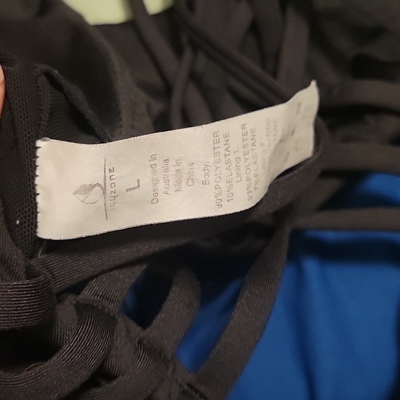 Workout Top - Picture 3 of 4